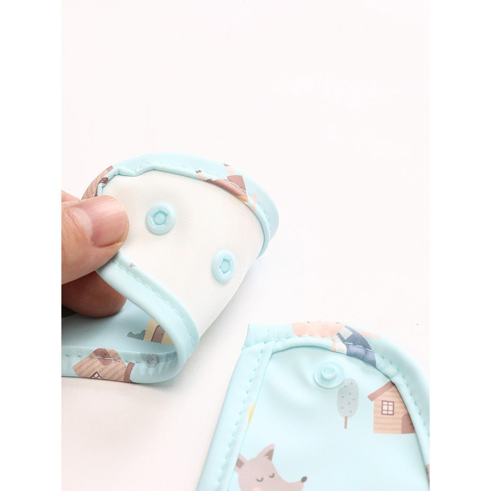 BABERO IMPERMEABLE TUTETE ·THREE LITTLE PIGS· - Happy Moments Baby