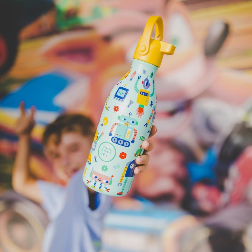 BOTELLA TÉRMICA COOL BOTTLES 500ML ·KIDS SHORT CIRCUIT· - Happy Moments Baby