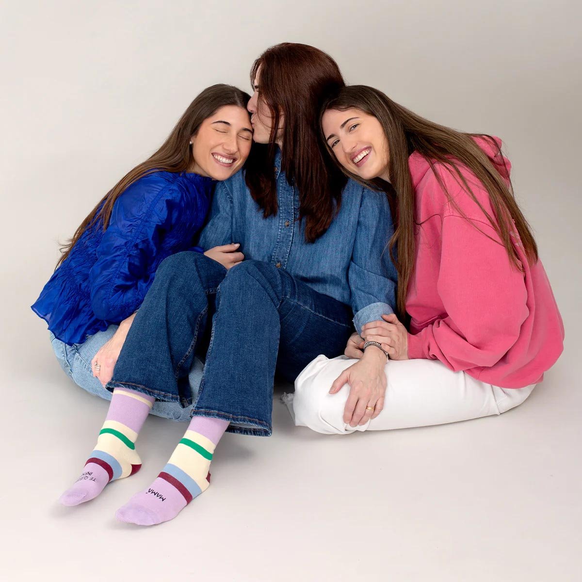 CALCETINES UO ·MAMÁ TE QUEREMOS INFINITO· - Happy Moments Baby