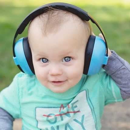 CASCOS ANTIRUIDO PARA BEBÉS BANZ (0 - 3 AÑOS) ·NARANJA· - Happy Moments Baby