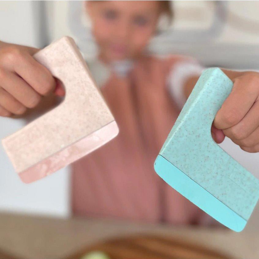 CUCHILLO DE AUTONOMÍA SEGURO PARA NIÑOS ·KLYV SKÅGFÄ AQUA· - Happy Moments Baby