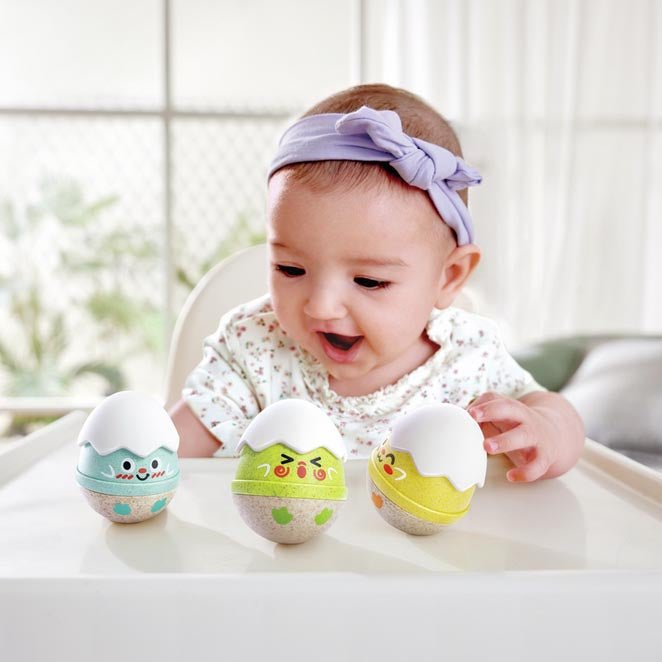 JUGUETE SENSORIAL HAPE ·JUEGO DE 3 SONAJEROS POLLUELOS TAMBALEANTES· - Happy Moments Baby