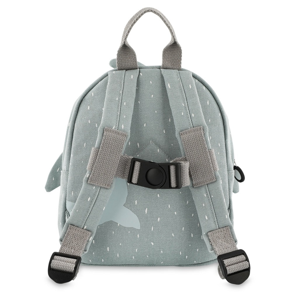 MOCHILA INFANTIL TRIXIE PEQUEÑA ·TIBURÓN· - Happy Moments Baby
