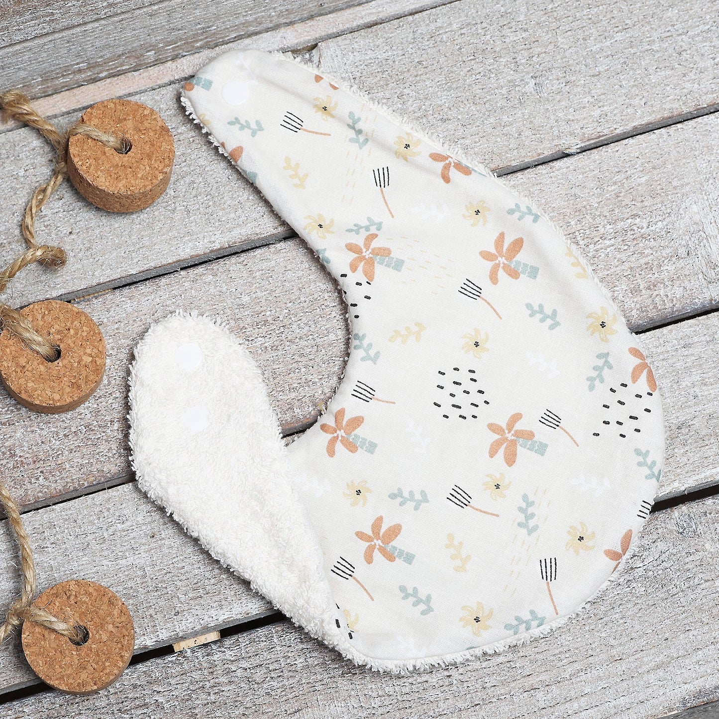 PACK NEWBORN: BANDANA MORDEDOR Y MANTA ·SOFT· - Happy Moments Baby