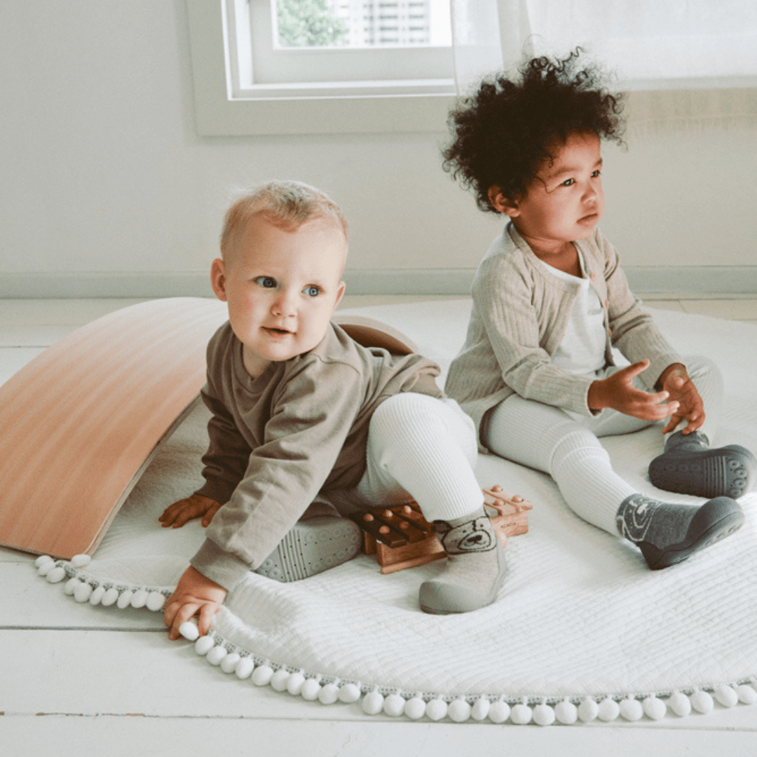 ATTIPAS CALZADO BEBÉ ·TEDDY BEIGE· - Happy Moments Baby