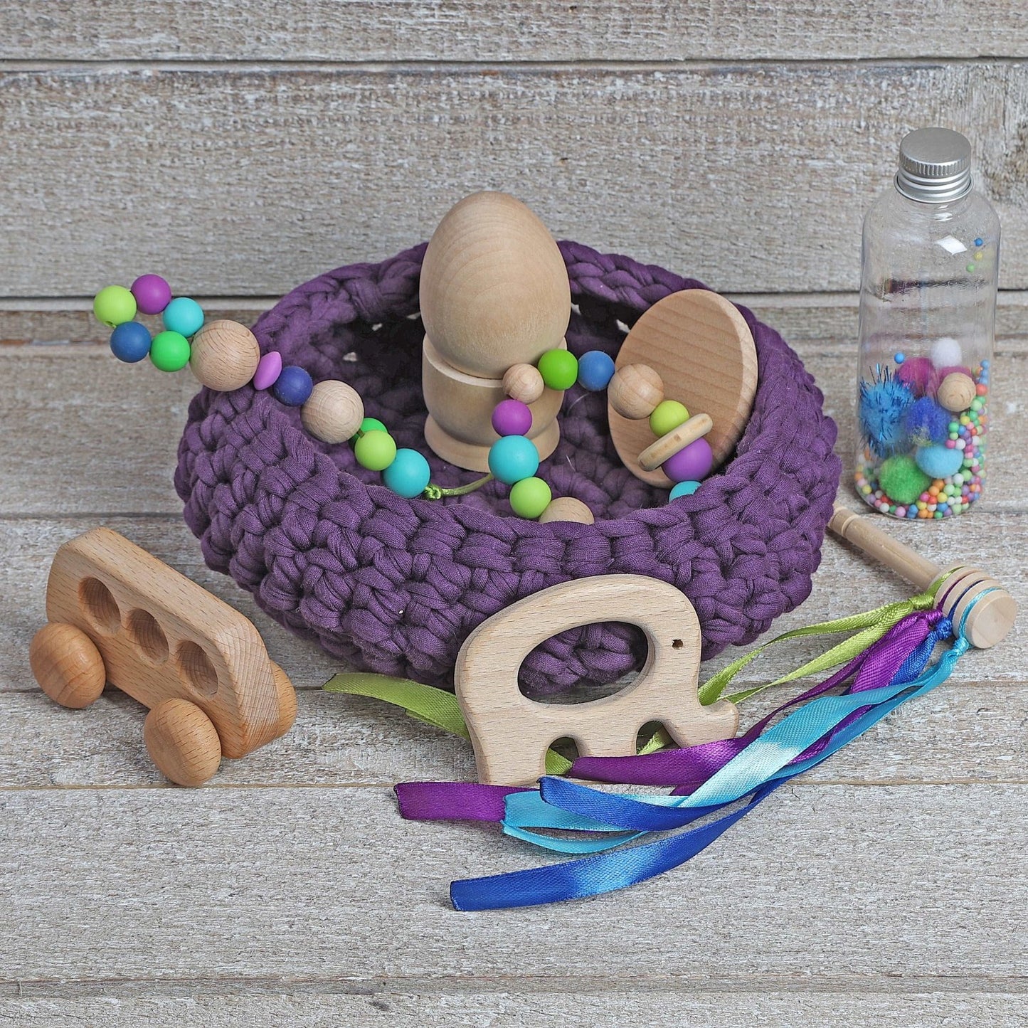 CESTO DE LOS TESOROS - CESTO SENSORIAL ·MORADO· - Happy Moments Baby