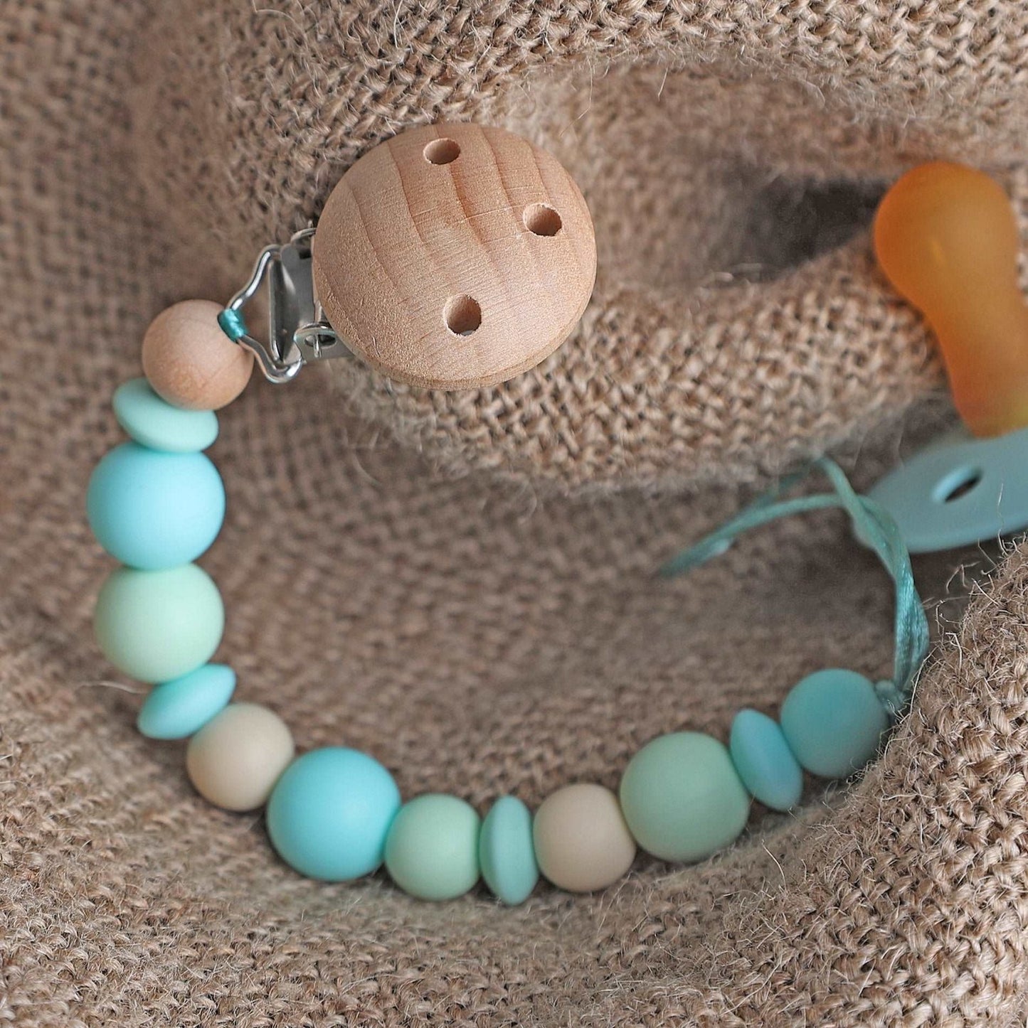 CHUPETERO BASIC ·UVA· - Happy Moments Baby