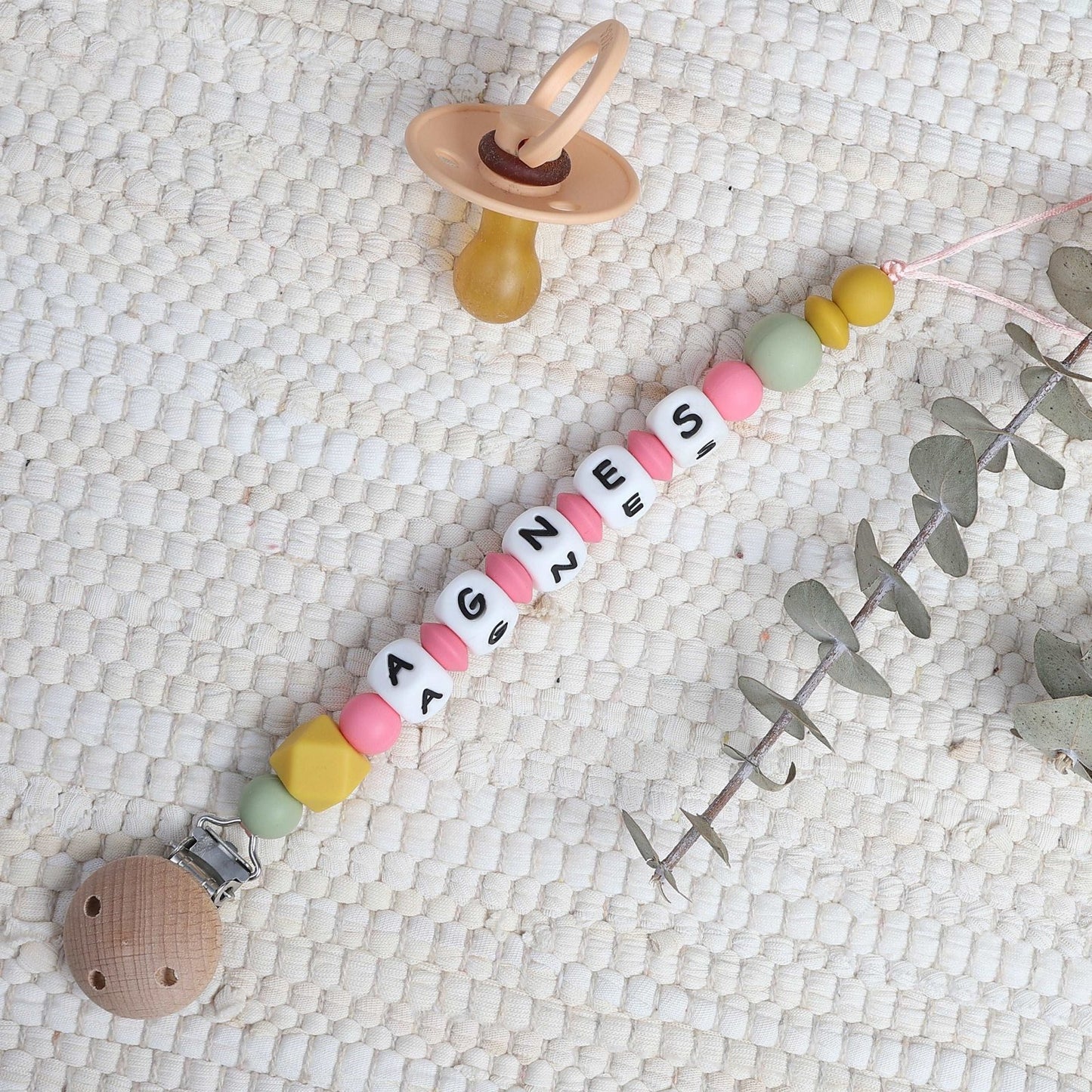 CHUPETERO PERSONALIZADO CON NOMBRE ·HOLI· - Happy Moments Baby