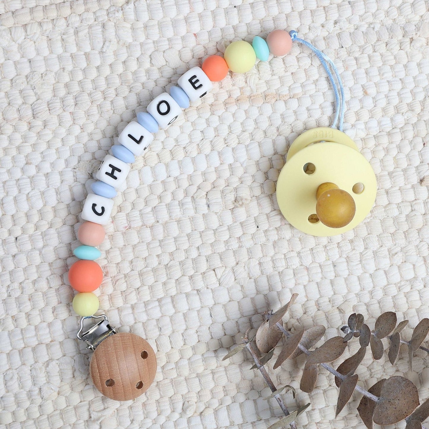 CHUPETERO PERSONALIZADO CON NOMBRE ·HUKKA· - Happy Moments Baby