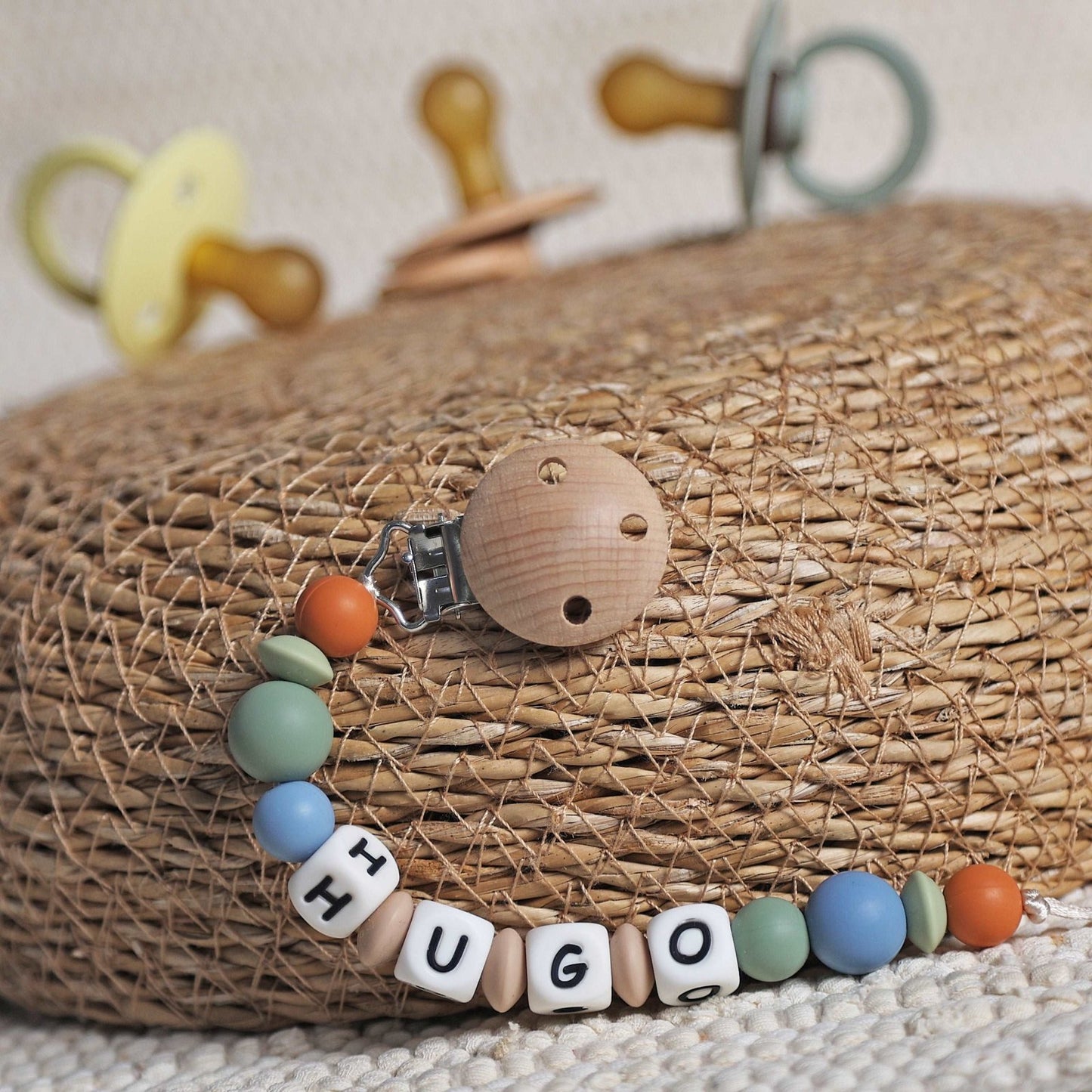 CHUPETERO PERSONALIZADO CON NOMBRE ·PARAKRAM· - Happy Moments Baby