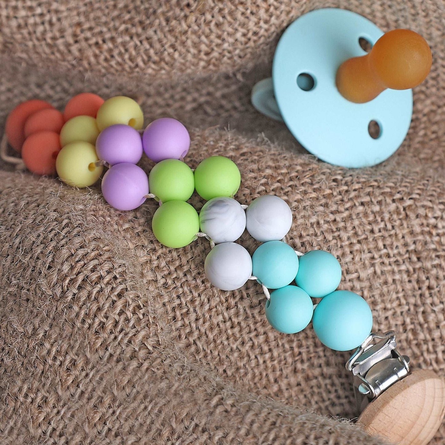 CHUPETERO TRENZADO ·AIRE· - Happy Moments Baby