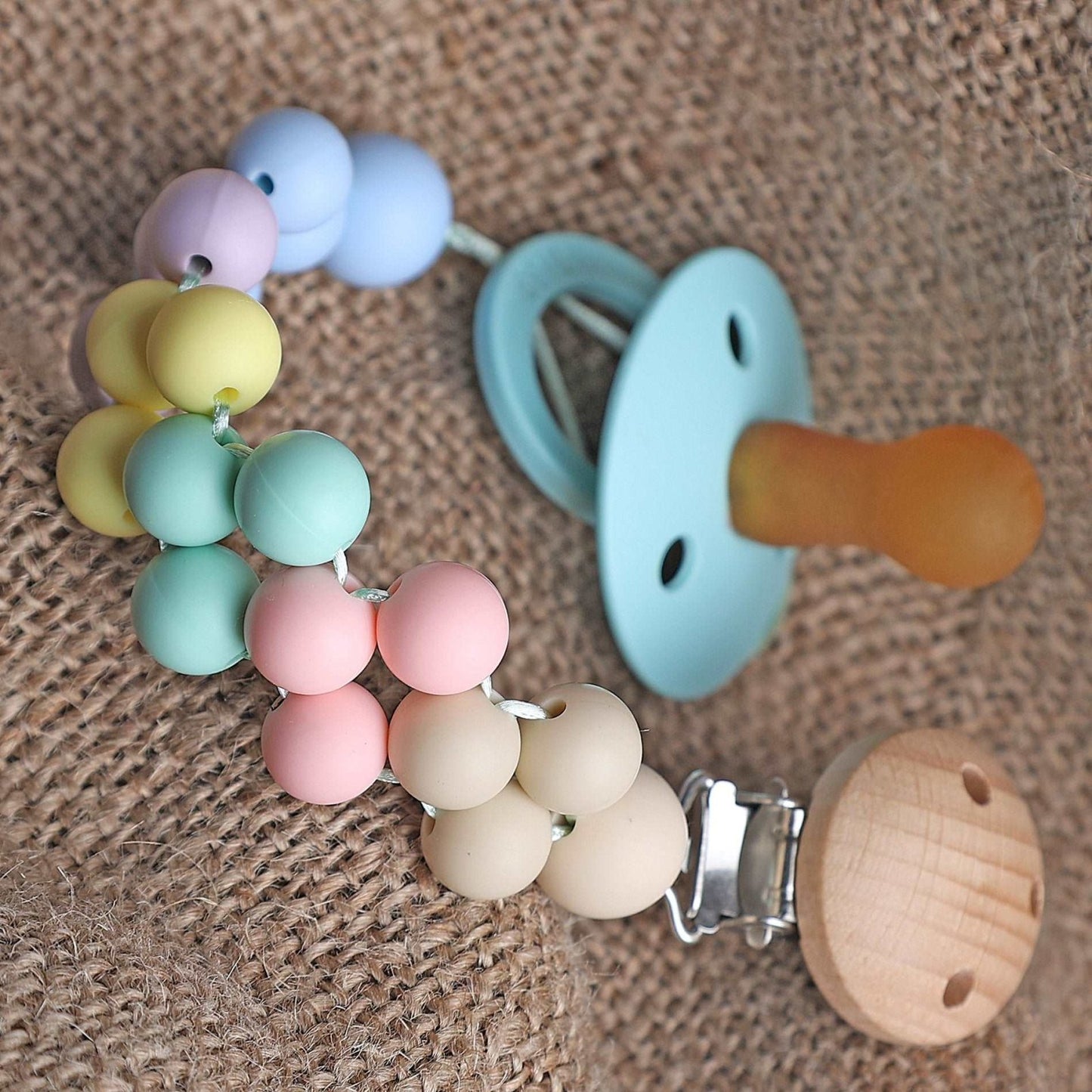 CHUPETERO TRENZADO ·NUBE· - Happy Moments Baby