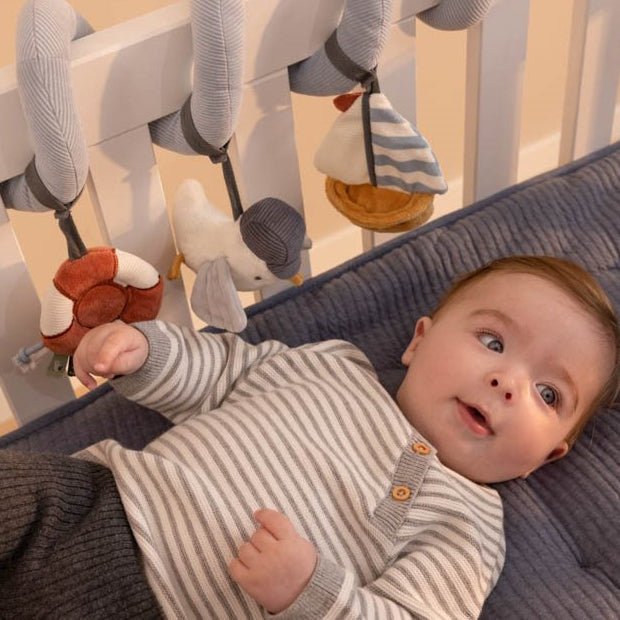 ESPIRAL DE ACTIVIDADES LITTLE DUTCH ·MARINERO· - Happy Moments Baby