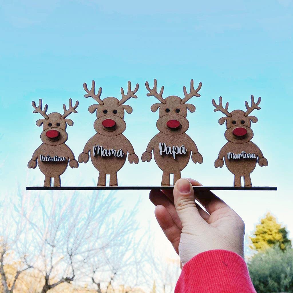 FAMILIA DE RENOS DE NAVIDAD DE MADERA PERSONALIZADOS - Happy Moments Baby