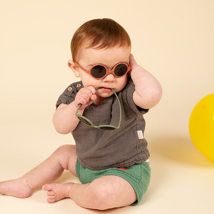 GAFAS FLEXIBLES DE PROTECCIÓN SOLAR (0-12 MESES) ·DIABOLA TERRACOTA· - Happy Moments Baby