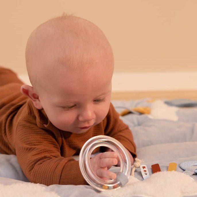 MANTA DE JUEGO SENSORIAL Y ACTIVIDADES LITTLE DUTCH ·MARINERO· - Happy Moments Baby