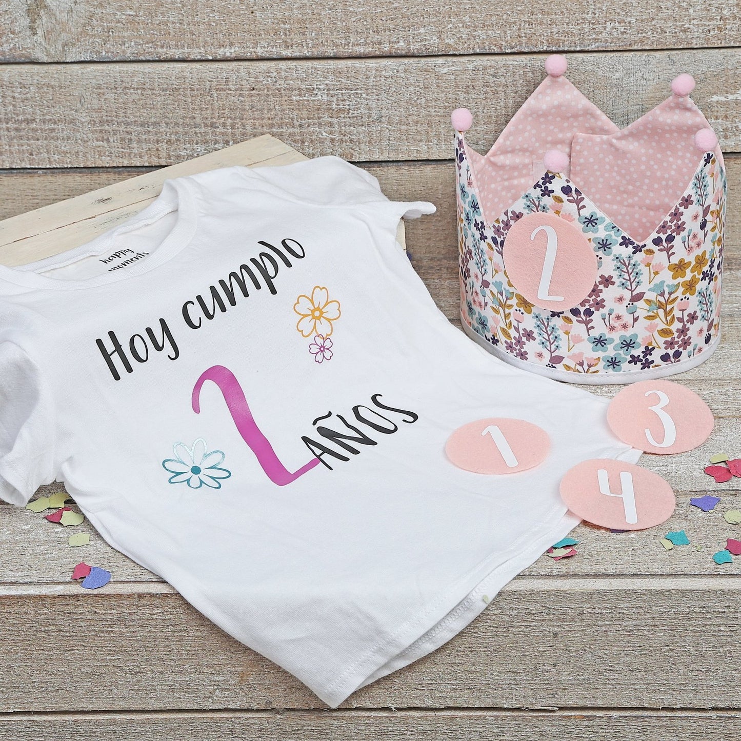 PACK CORONA + CAMISETA CUMPLEAÑOS ·FLORES· - Happy Moments Baby
