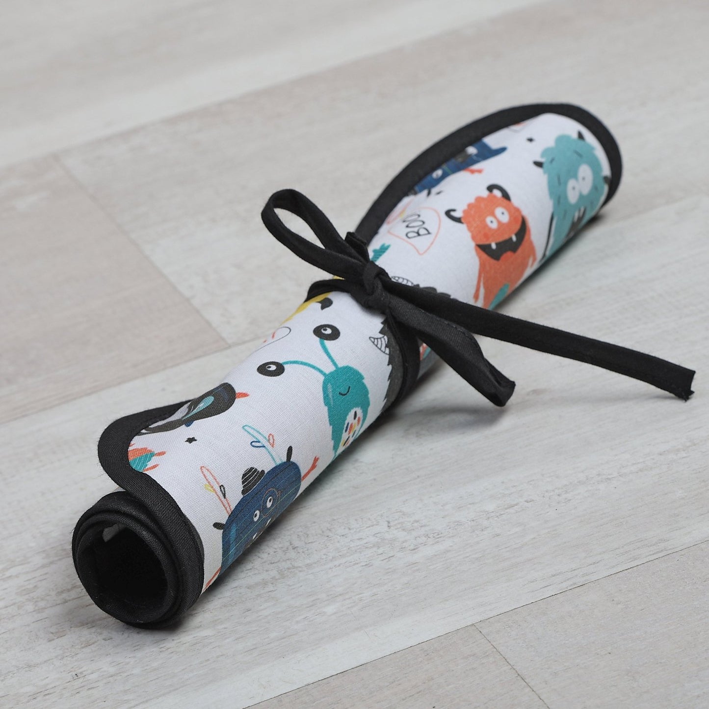 PIZARRA PORTÁTIL ·MONSTERS· - Happy Moments Baby