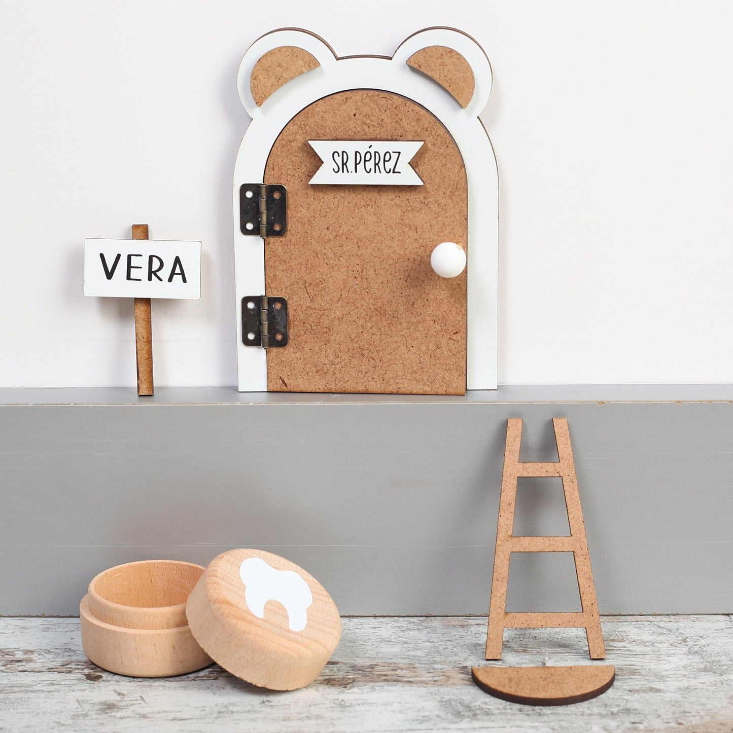 PUERTA RATONCITO PÉREZ ·MADERA· - Happy Moments Baby