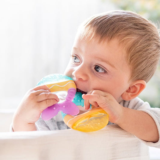 SET DE 2 MORDEDORES DE AGUA SARO ·PECECILLOS· - Happy Moments Baby