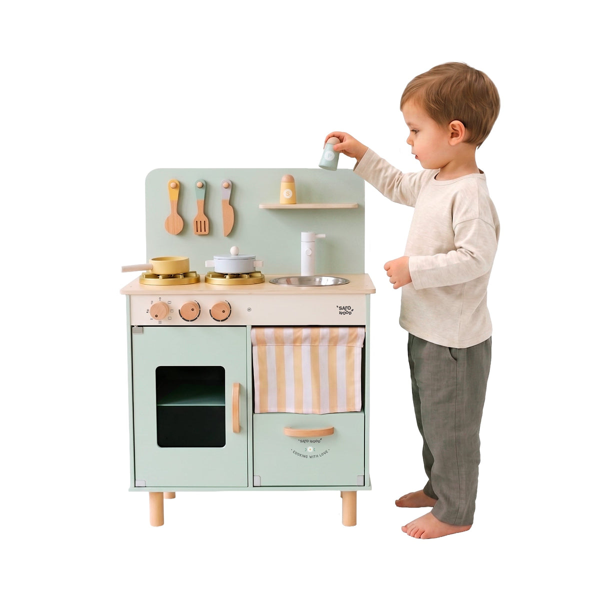 cocinita de madera Saro LITTLE CHEF MENTA CON LUZ Y SONIDOS: escena de juego junto a la cocina