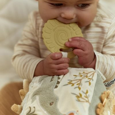 CUBO BLANDITO SENSORIAL DE ACTIVIDADES LITTLE DUTCH ·SAFARI FRIENDS·
