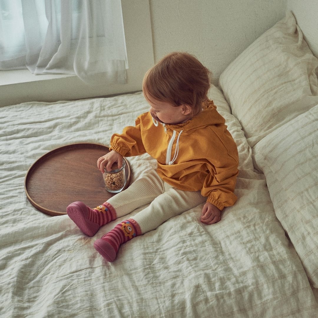 ATTIPAS CALZADO BEBÉ ·MONSTER PINK· - Happy Moments Baby