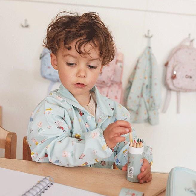 BATA/BABI ESCOLAR CON BOTONES TUTETE ·THREE LITTLE PIGS· - Happy Moments Baby