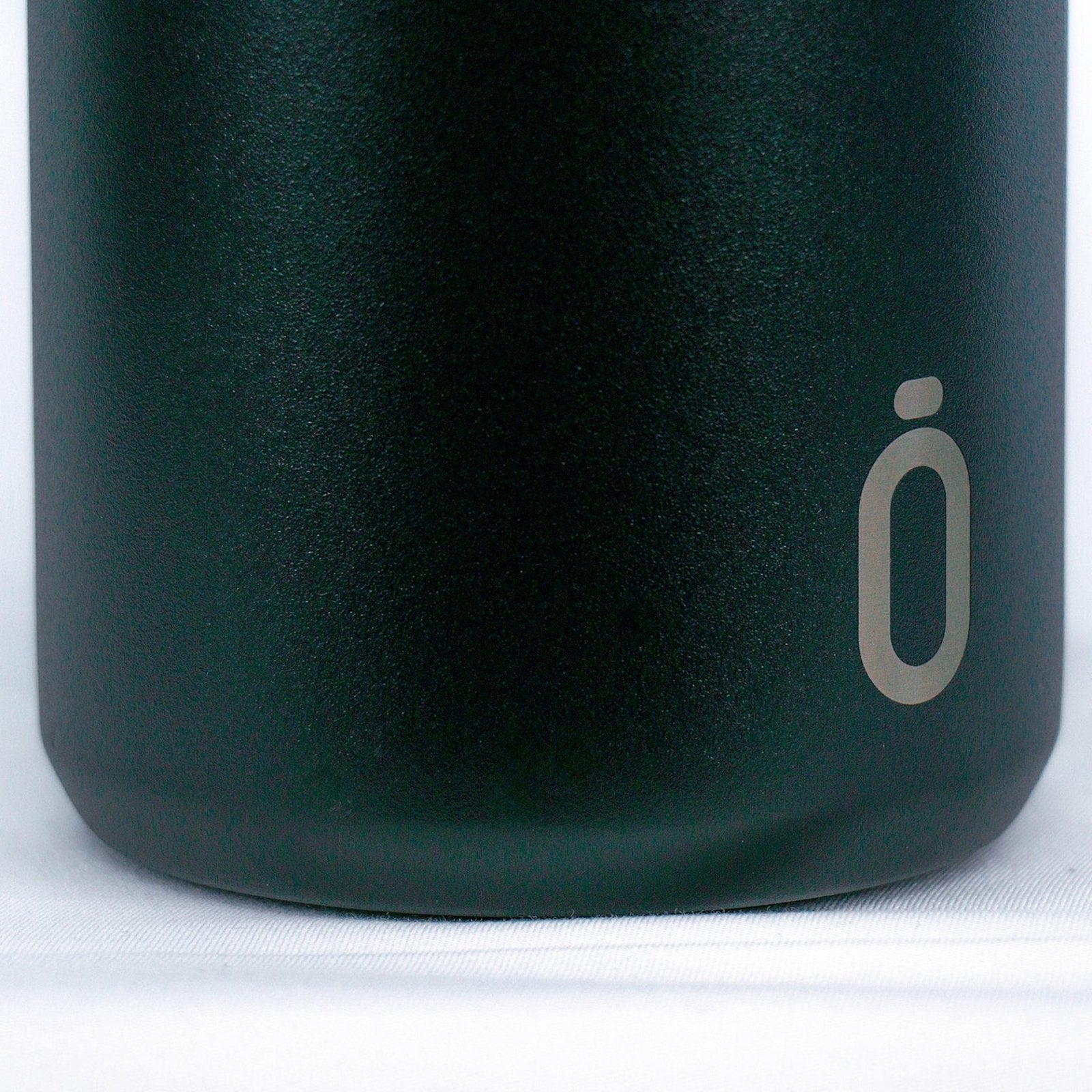 BOTELLA TÉRMICA RUNBOTT Mii ·1L NEGRA· - Happy Moments Baby