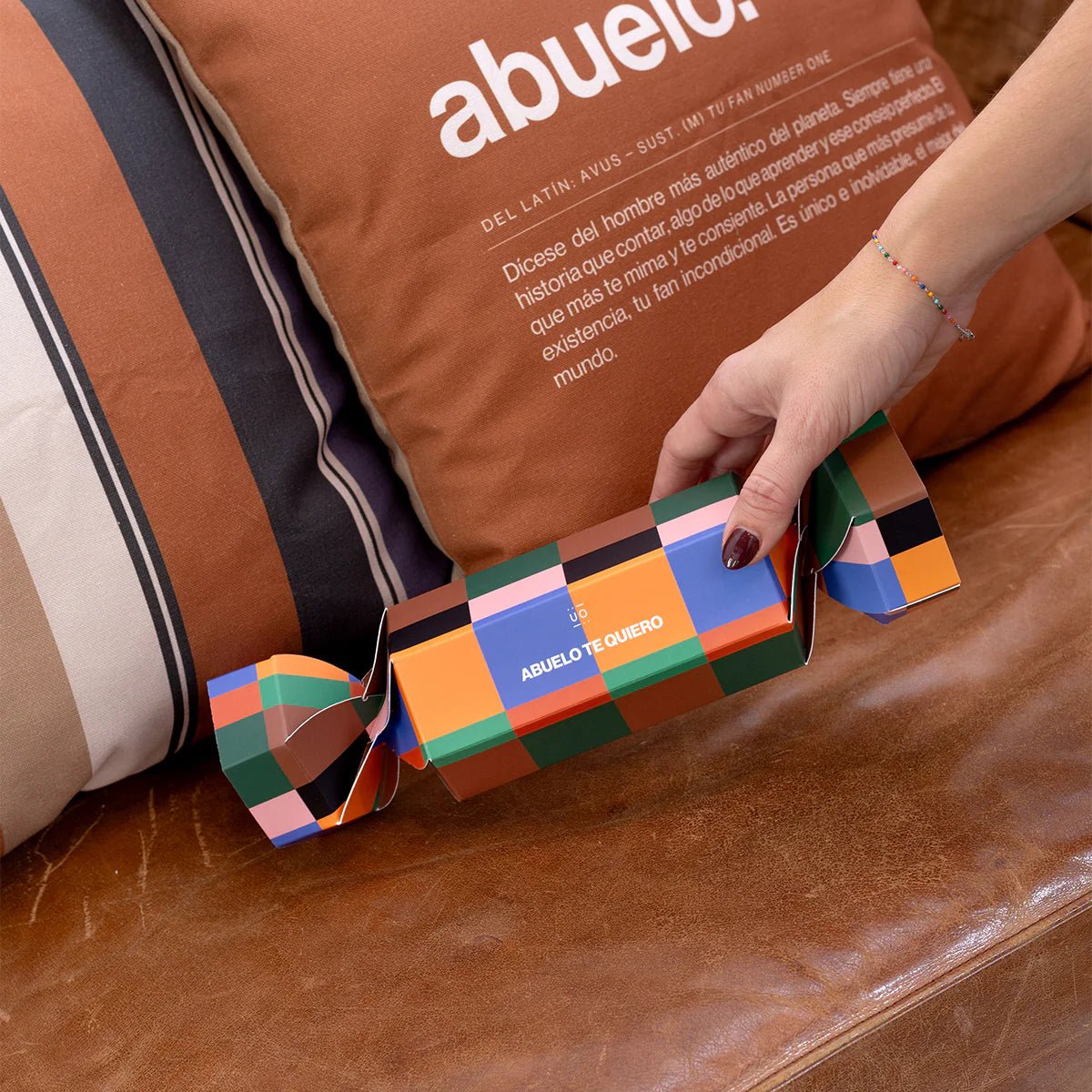 CAJA REGALO CARAMELO ·ABUELO TE QUIERO· - Happy Moments Baby