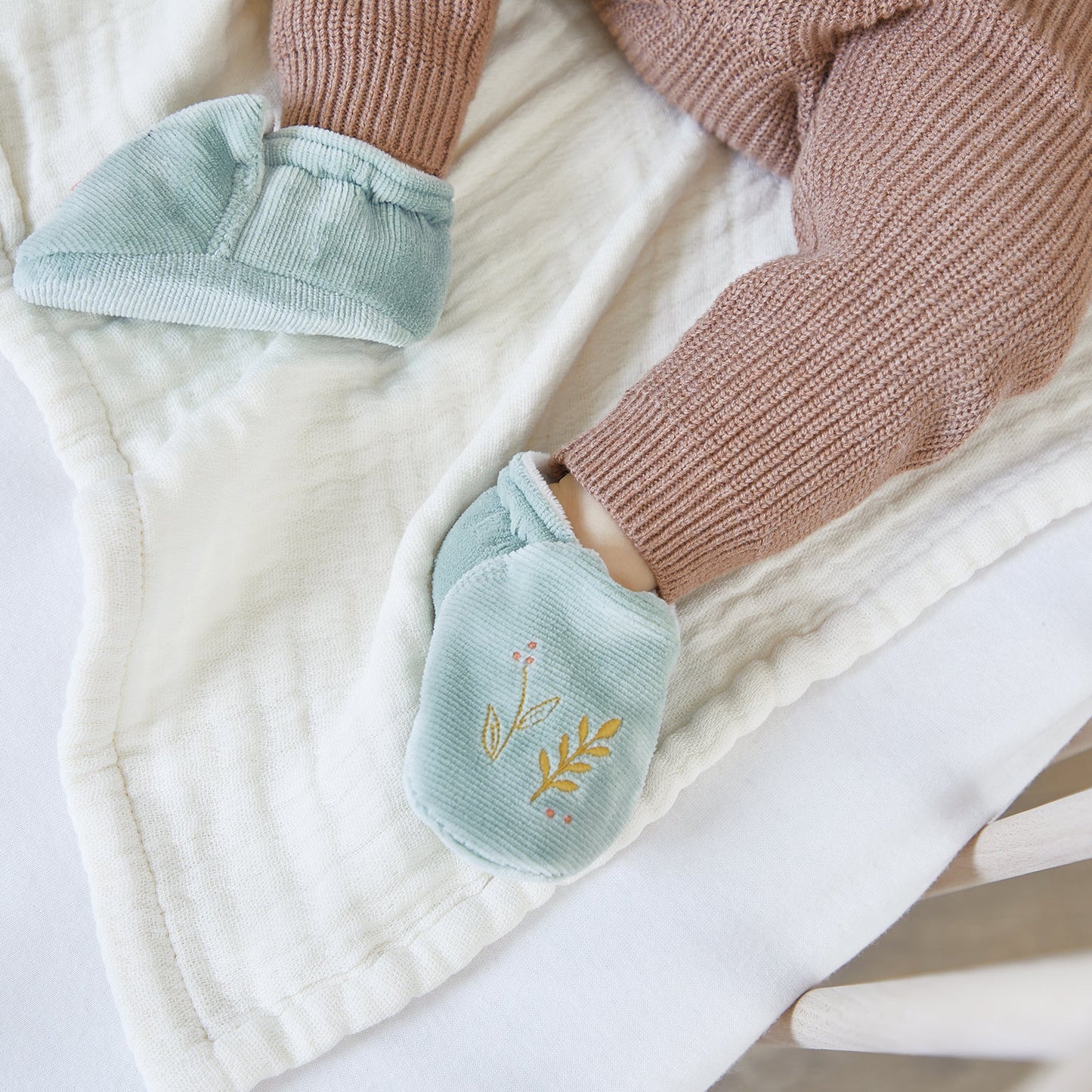 CAJA REGALO KALOO PATUCOS Y SONAJERO DE PULSERA ·RATONCITO· - Happy Moments Baby