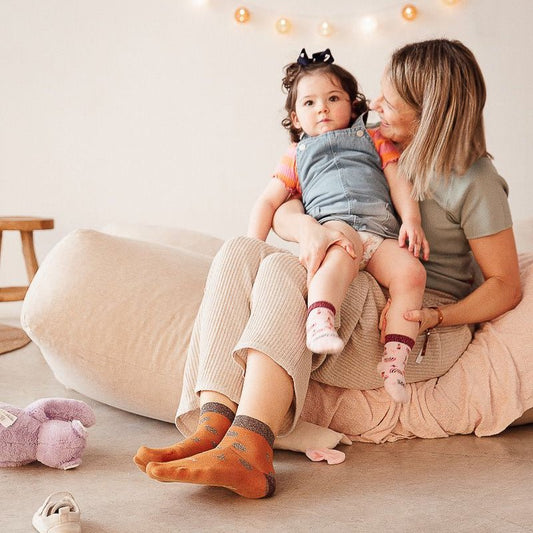 CALCETINES UO ·MAMÁ ERES MÁGICA· - Happy Moments Baby
