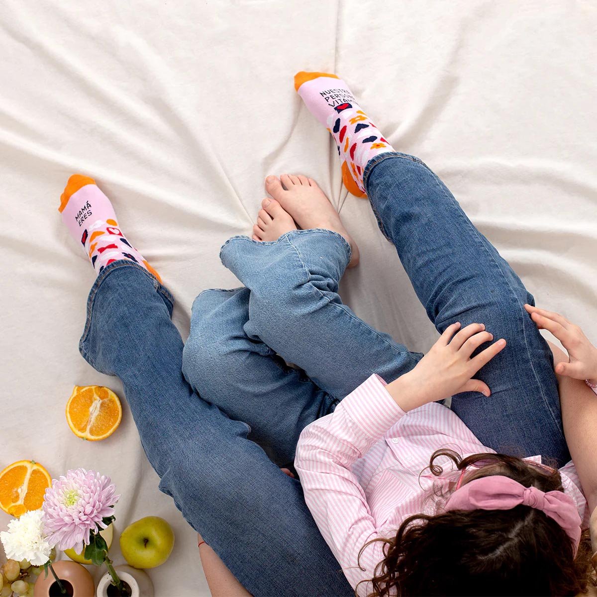 CALCETINES UO ·MAMÁ, ERES NUESTRA PERSONA VITAMINA· - Happy Moments Baby