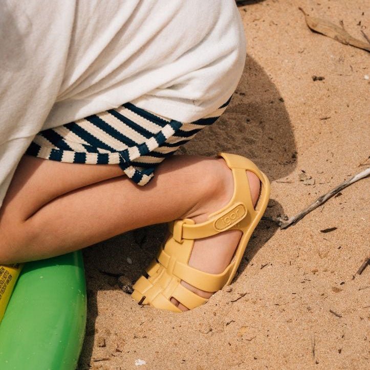 CANGREJERAS CON VELCRO RESPETUOSAS IGOR ·MOSTAZA· - Happy Moments Baby