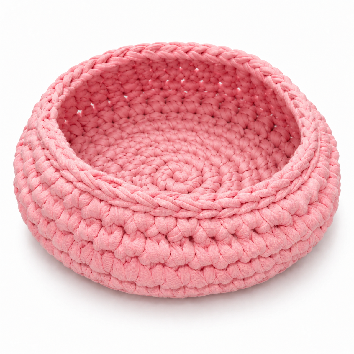 Cesto de trapillo vacío BLUSH PINK, vista del interior y tejido artesanal sobre fondo blanco