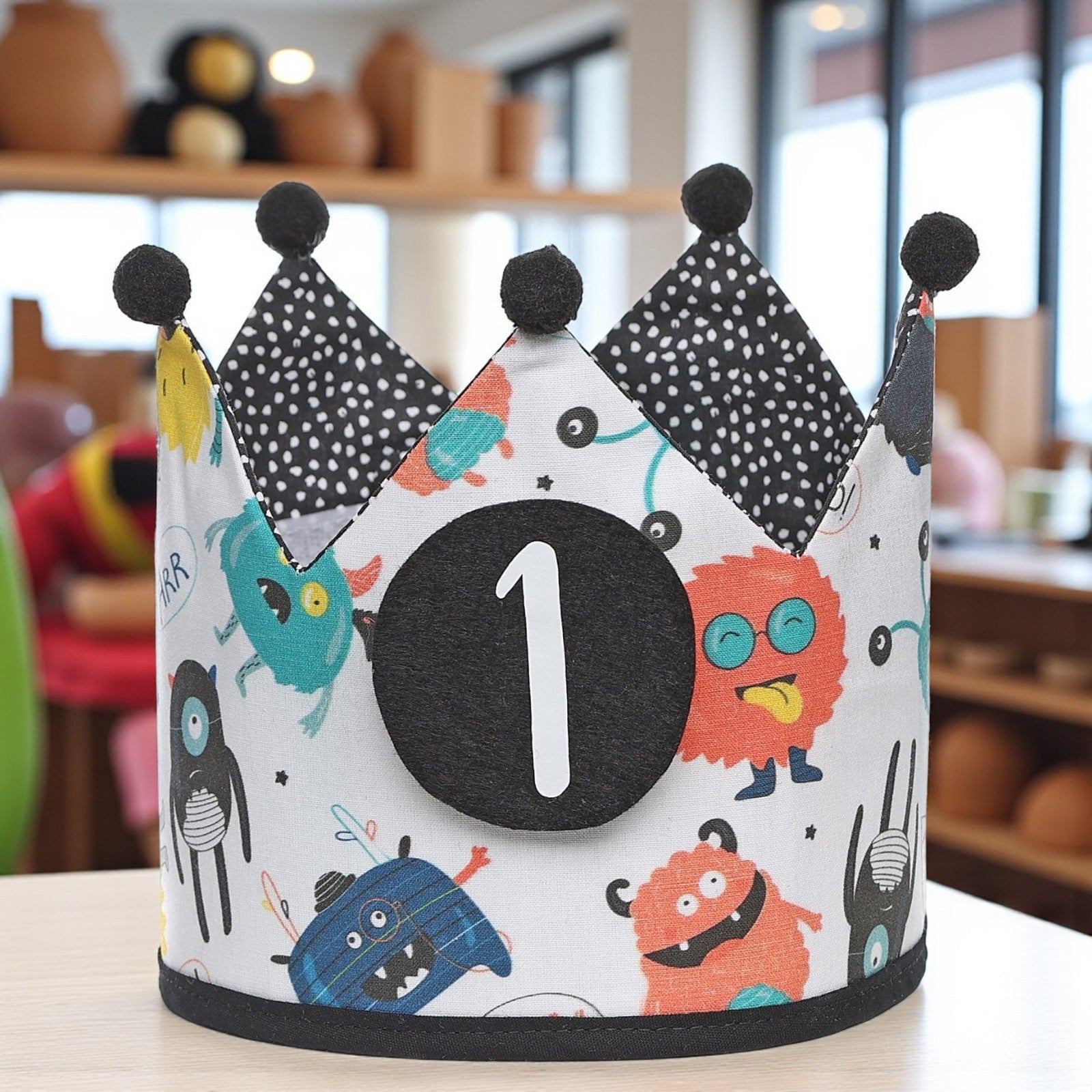 CORONA CUMPLEAÑOS ·MONSTERS· - Happy Moments Baby