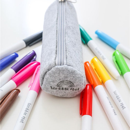 ESTUCHE CON 12 ROTULADORES PARA TAPETE SILICONA ·SCRIBBLE MAT· - Happy Moments Baby