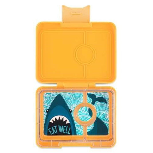 FIAMBRERA HERMÉTICA YUMBOX ·3 COMPARTIMENTOS YELLOW SHARK· - Happy Moments Baby