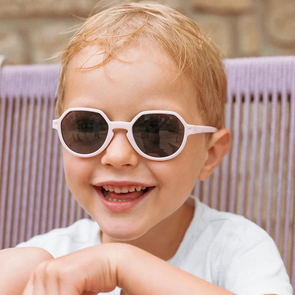 GAFAS FLEXIBLES DE PROTECCIÓN SOLAR (2 - 4 AÑOS) ·OOZZ BLUSH PINK· - Happy Moments Baby