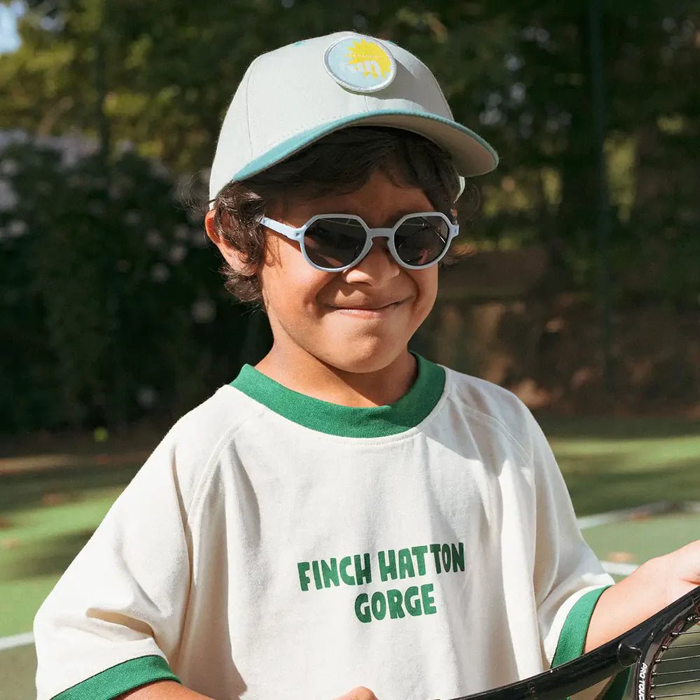 GAFAS FLEXIBLES DE PROTECCIÓN SOLAR (2 - 4 AÑOS) ·OOZZ LIGHT BLUE· - Happy Moments Baby