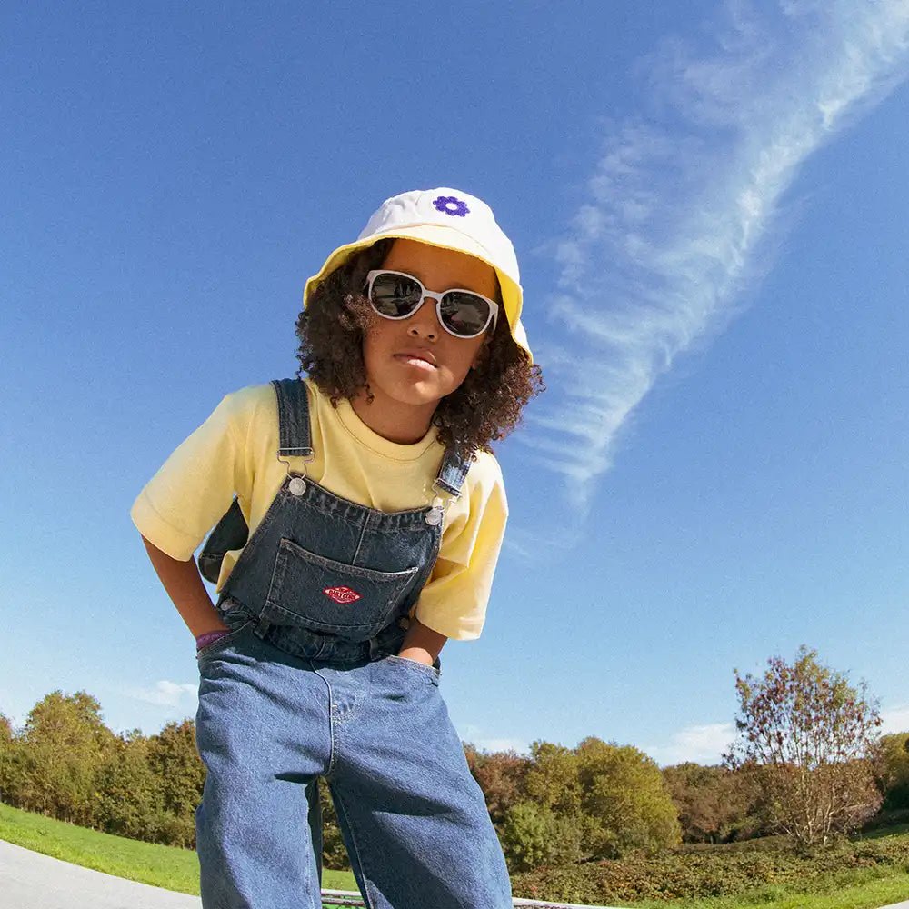 GAFAS FLEXIBLES DE PROTECCIÓN SOLAR (2 - 4 AÑOS) ·WAZZ LAVANDA· - Happy Moments Baby