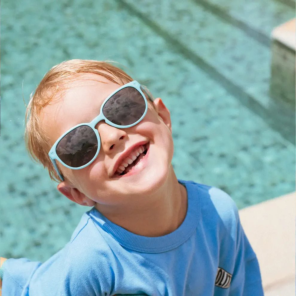 GAFAS FLEXIBLES DE PROTECCIÓN SOLAR (2 - 4 AÑOS) ·WAZZ STORM· - Happy Moments Baby