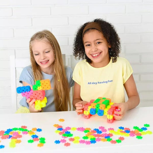 JUEGO DE CONSTRUCCIÓN BLOQUES MELI ·CAJA 500 PIEZAS BASIC NEÓN· - Happy Moments Baby