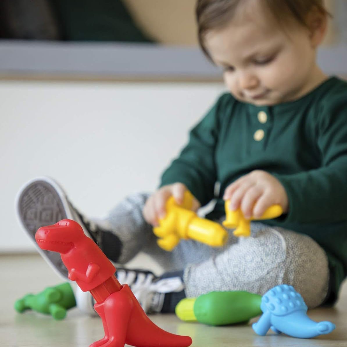 JUEGO EDUCATIVO SENSORIAL ·MY FIRST DINOSAURS· - Happy Moments Baby