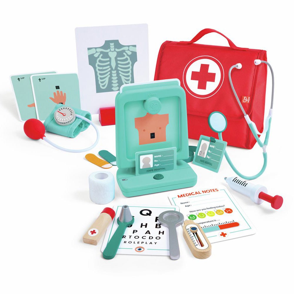 JUGUETE DE MADERA HAPE ·JUEGO MÉDICO DEL PEQUEÑO DOCTOR· - Happy Moments Baby