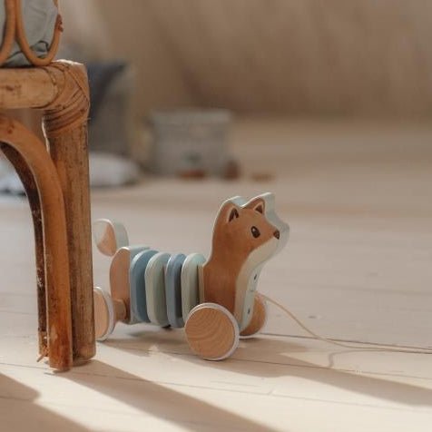 JUGUETE DE MADERA LITTLE DUTCH ·ARRASTRE ZORRO FOREST FRIENDS· - Happy Moments Baby