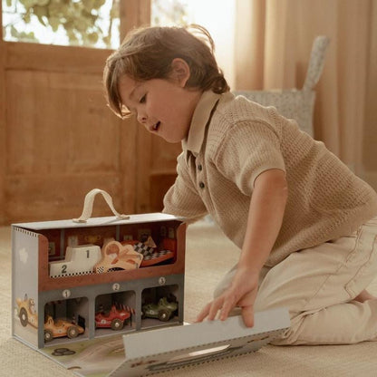 JUGUETE DE MADERA LITTLE DUTCH ·CAJA DE JUEGO CON PISTA DE CARRERAS· - Happy Moments Baby