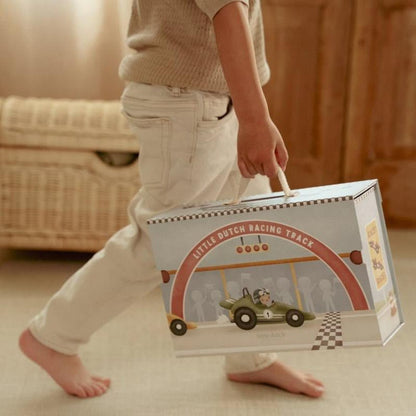 JUGUETE DE MADERA LITTLE DUTCH ·CAJA DE JUEGO CON PISTA DE CARRERAS· - Happy Moments Baby