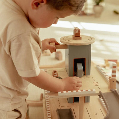 JUGUETE DE MADERA LITTLE DUTCH ·PARKING GARAJE· - Happy Moments Baby