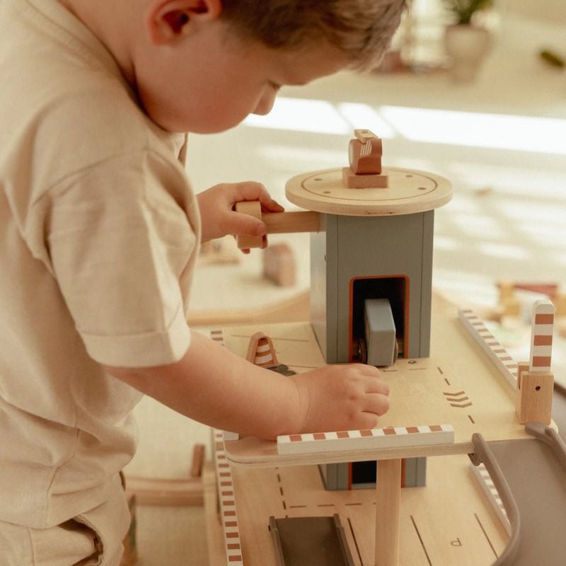 JUGUETE DE MADERA LITTLE DUTCH ·PARKING GARAJE· - Happy Moments Baby